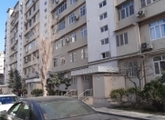 Satılır 3 otaqlı 75 m2 köhnə tikili 9 mkr