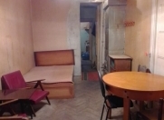 Satılır 2 otaqlı 62 m2 köhnə tikili Sahil m.