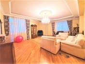 İcarəyə verilir 3 otaqlı 150 m2 yeni tikili Nərimanov heykəli