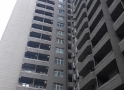 İcarəyə verilir 4 otaqlı 190 m2 yeni tikili 28 May m.