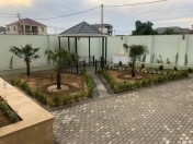 Satılır 5 otaqlı 300 m2 həyət evi Binə