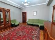 İcarəyə verilir 3 otaqlı 100 m2 yeni tikili 28 May m.