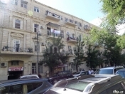 Satılır 2 otaqlı 45 m2 köhnə tikili Sahil m.