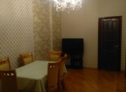 İcarəyə verilir 3 otaqlı 90 m2 yeni tikili Gənclik m.