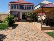 Satılır 7 otaqlı 300 m2 həyət evi Binə