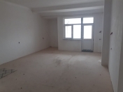 Satılır 2 otaqlı 65 m2 yeni tikili AMAY