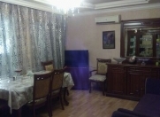 Satılır 4 otaqlı 98 m2 köhnə tikili 7 mkr