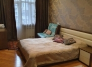 Satılır 2 otaqlı 80 m2 yeni tikili Nəriman Nərimanov m.