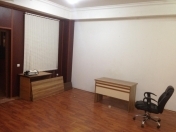 İcarəyə verilir 2 otaqlı 120 m2 obyekt AMAY
