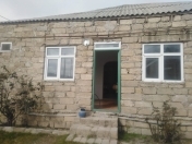 Satılır 3 otaqlı 200 m2 həyət evi Binə