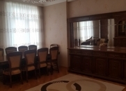 Satılır 3 otaqlı 121 m2 yeni tikili Gənclik m.