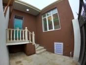 Satılır 3 otaqlı 85 m2 həyət evi Binəqədi