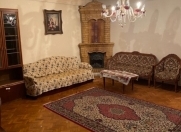 İcarəyə verilir 3 otaqlı 130 m2 köhnə tikili 28 May m.