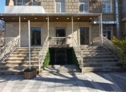 Satılır 6 otaqlı 120 m2 obyekt Elmlər Akademiyası m.