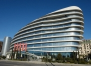 Satılır 4 otaqlı 170 m2 yeni tikili AMAY