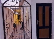 Satılır 1 otaqlı 18 m2 həyət evi Yasamal r.