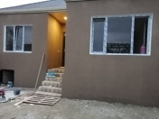 Satılır 4 otaqlı 110 m2 həyət evi Binə