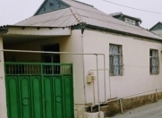 Satılır 3 otaqlı 97 m2 həyət evi Ağ şəhər