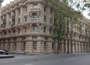 Satılır 3 otaqlı 85 m2 köhnə tikili Sahil m.