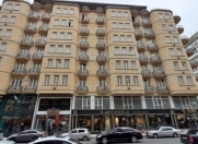 Satılır 10 otaqlı 1200 m2 obyekt Gənclik m.