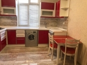 İcarəyə verilir 3 otaqlı 70 m2 köhnə tikili Sahil m.