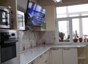 İcarəyə verilir 4 otaqlı 200 m2 yeni tikili Yasamal r.