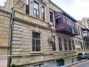 Satılır 6 otaqlı 210 m2 obyekt MUM