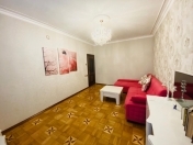 Satılır 2 otaqlı 60 m2 köhnə tikili 3 mkr