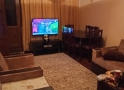 Satılır 2 otaqlı 50 m2 köhnə tikili 2 mkr