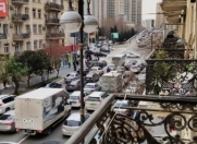 Satılır 2 otaqlı 55 m2 köhnə tikili Şah İsmayıl Xətai m.