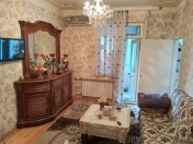 Satılır 2 otaqlı 55 m2 köhnə tikili 1 mkr