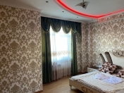 İcarəyə verilir 3 otaqlı 110 m2 yeni tikili Nizami m.