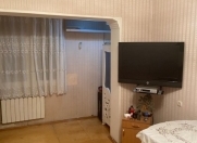 Satılır 2 otaqlı 70 m2 köhnə tikili Həzi Aslanov