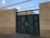 Satılır 3 otaqlı 90 m2 həyət evi Azneft meydanı