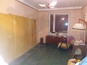 Satılır 3 otaqlı 66 m2 köhnə tikili Neapol dairəsi