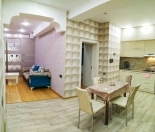 İcarəyə verilir 3 otaqlı 95 m2 yeni tikili 28 May m.