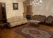 İcarəyə verilir 3 otaqlı 130 m2 köhnə tikili 28 may