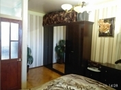 Satılır 3 otaqlı 72 m2 köhnə tikili Həzi Aslanov