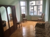 İcarəyə verilir 2 otaqlı 93 m2 yeni tikili Şah İsmayıl Xətai m.