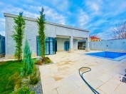 Satılır 4 otaqlı 200 m2 bağ evi Mərdəkan