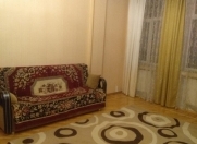 İcarəyə verilir 3 otaqlı 90 m2 yeni tikili Gənclik m.