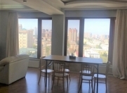 İcarəyə verilir 4 otaqlı 190 m2 yeni tikili Yasamal r.