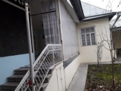 Satılır 6 otaqlı 380 m2 həyət evi Şəki