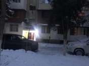 Satılır 8 otaqlı 200 m2 köhnə tikili İnşaatçılar m.