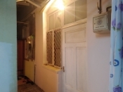 Satılır 2 otaqlı 150 m2 köhnə tikili Əmircan