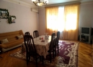 Satılır 2 otaqlı 94 m2 yeni tikili 8 mkr