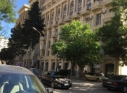 İcarəyə verilir 3 otaqlı 100 m2 yeni tikili Heydər Əliyev Mərkəzi