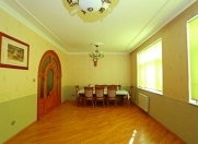 Satılır 4 otaqlı 100 m2 köhnə tikili Montin