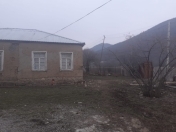 Satılır 3 otaqlı 36 m2 həyət evi Oğuz