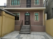 Satılır 6 otaqlı 224 m2 həyət evi Binə